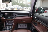  2017款Stelvio 2.0T 280HP自动豪华版