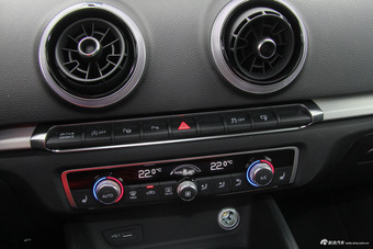 2017款奥迪A3 1.4T自动Sportback 35 TFSI风尚型