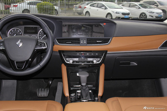 2018款宝沃BX7 2.0T自动28T两驱豪华型5座