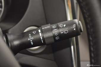 2016款陆风X5 Plus 1.5T自动创领版