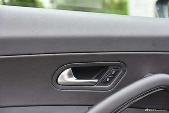 2013款尚酷 2.0TSI GTS