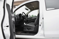 2018款铃拓2.5T手动四驱豪华款JE4D25Q5A