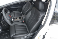 2018款比亚迪宋MAX 1.5T自动智联精英型6座