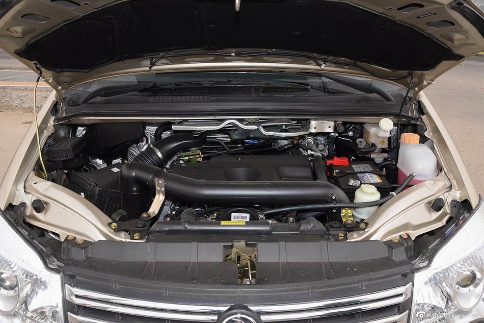 2017款菱智 M3L 2.0L 7座舒适型 