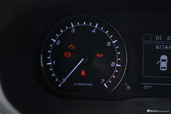 2018款欧尚X70A 1.5L手动豪华型