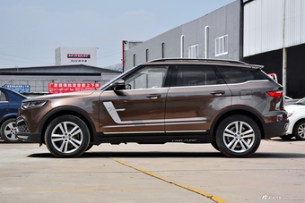 2017款众泰T700 1.8T自动尊享型