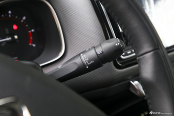  2017款雪铁龙C6改款1.8T自动豪华型380THP