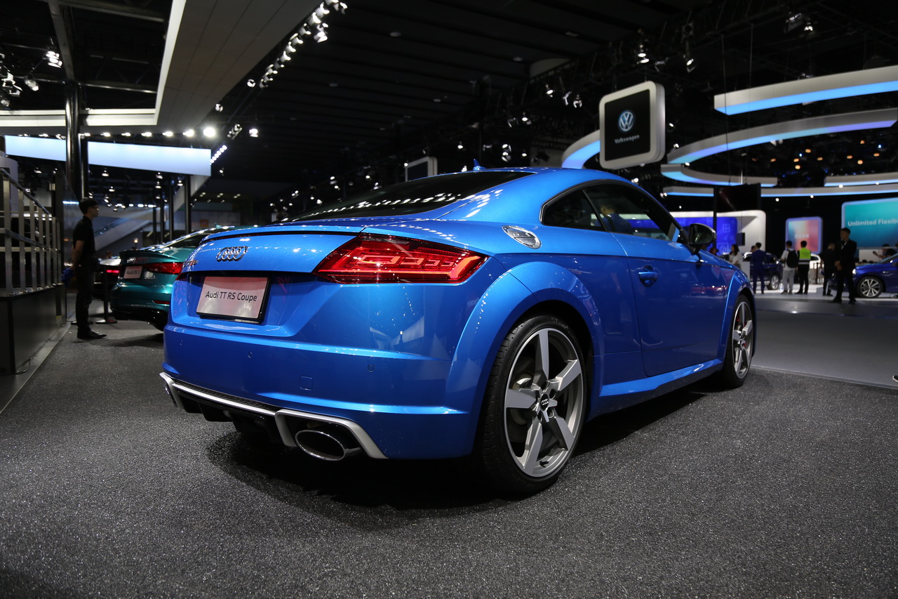 奥迪TTRS