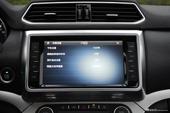 2017款哈弗H6 Coupe 2.0T手动两驱精英型红标