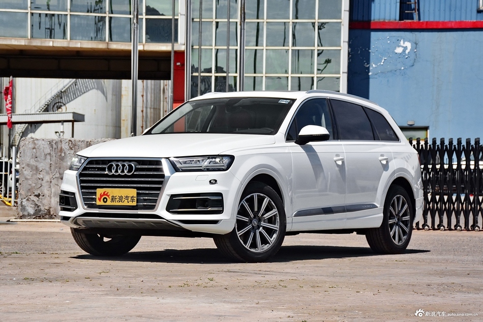 平行进口2017款奥迪Q7 3.0T 墨版