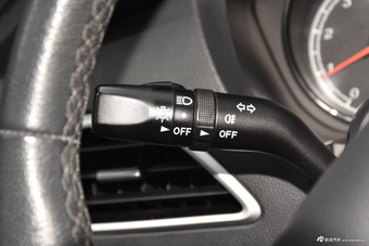 2016款骏派A70 1.6L自动豪华型 