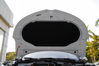 2016款名爵锐行1.5L手动风尚版