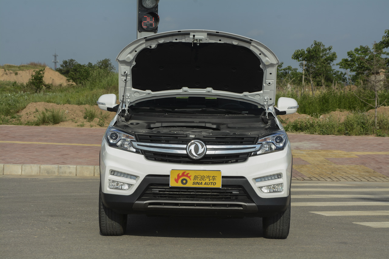 2018款风光S560 1.8L手动豪华型