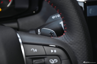 2018款领克02 1.5T自动两驱劲版