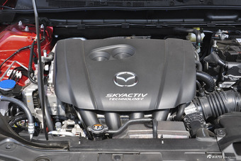 2018款马自达CX-4 2.5L自动四驱蓝天激情版