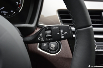 2018款宝马X1 1.5T自动sDrive18Li尊享型