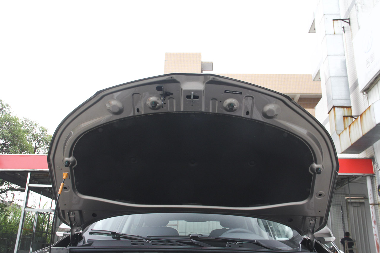 2016款锐腾 1.5T自动精英版