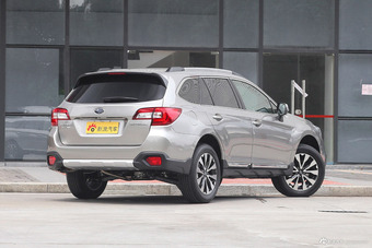 2017款傲虎 2.5L自动运动导航版 EyeSight