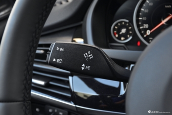 2018款宝马X5 3.0T 自动xDrive35i M运动豪华型