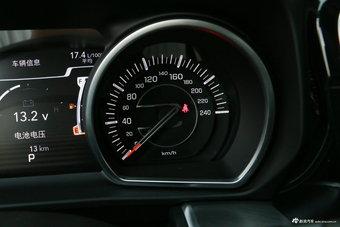 2018款大指挥官2.0T自动四驱臻享版