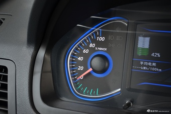 2016款北汽新能源EV160 电动轻快版