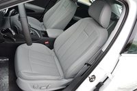 2017款奥迪A4L 2.0T自动40TFSI风尚型