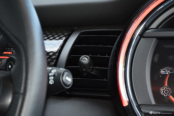 2016款MINI 2.0T自动 COOPER S