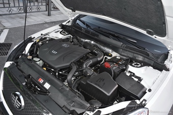 2018款奔腾B70 1.8T自动轿跑版互联智享型