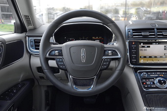 2017款林肯大陆 2.0T自动两驱尊雅版