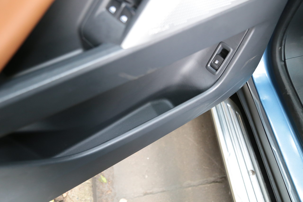 2017上汽大通D90 2.0TGI自动四驱高配版