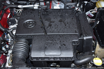 2016款中华V3 1.5L手动智能型 炫耀红