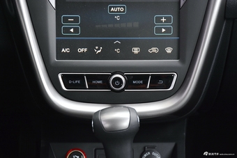 2018款奔腾X80 1.8T自动旗舰型Live版