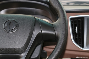 2017款菱智M5L 1.6L手动9座标准型