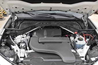 2018款宝马X5 2.0T 自动xDrive28i