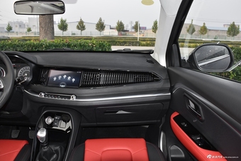 2018款哈弗H2s 1.5T手动精英型 蓝标