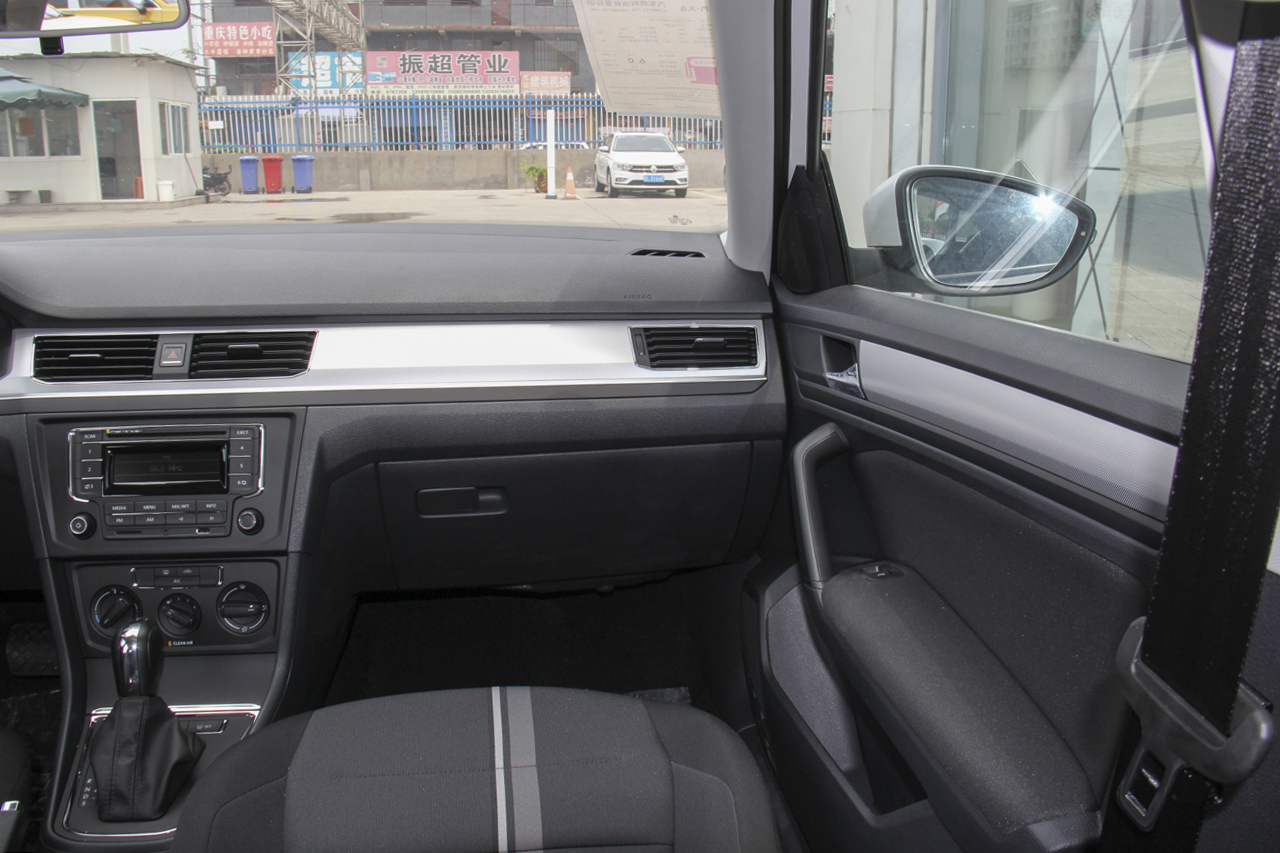 2018款蔚领1.5L自动时尚型