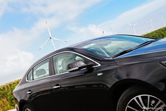 2017款荣威e950官方图