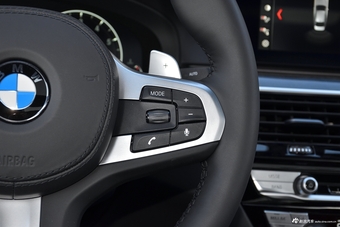 2019款宝马5系2.0T自动530Li 尊享型M运动套装