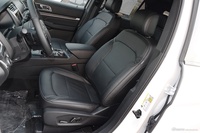 2017款探险者 2.3T自动精英版（白）