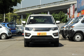 2016款长安CX70 1.6L手动运动型