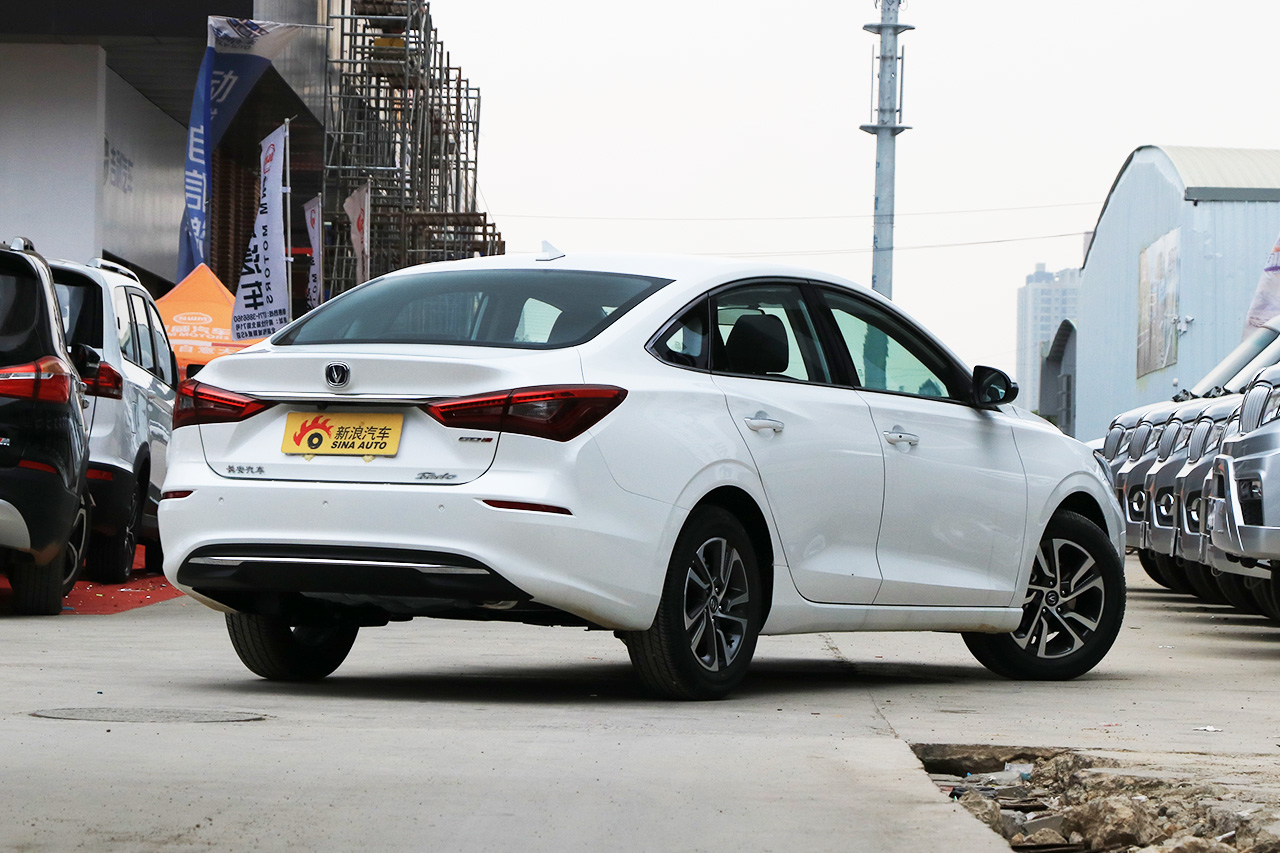 2018款逸动1.6L GDI手动时尚型