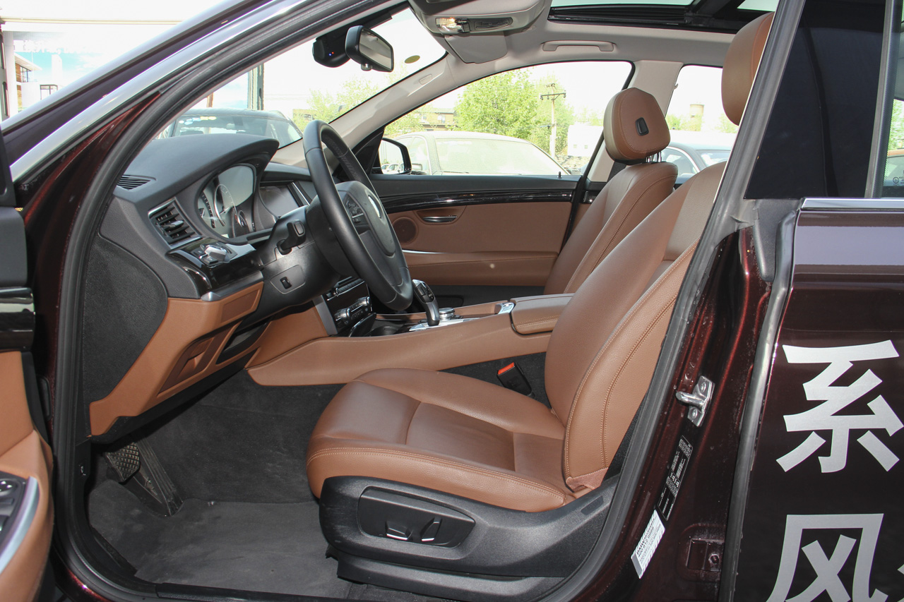 2015款宝马5系GT 2.0T自动528i领先型