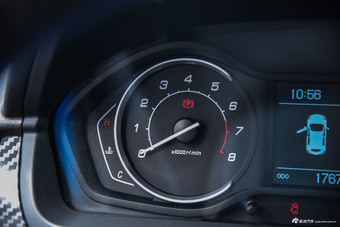 2015款北汽绅宝X25 1.5L手动精英型