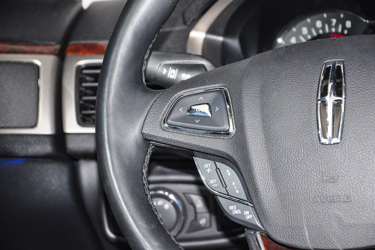 2016款林肯MKZ 2.0T自动尊耀版