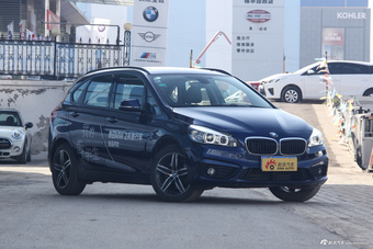 2016款宝马2系旅行车218i 1.5T自动运动设计套装 