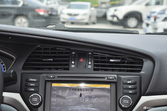 2017款海马M6 1.5T自动豪华型