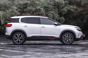 2017款天逸 C5 AIRCROSS 1.8T自动380THP旗舰型