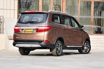 2017款伽途im8 1.5L手动智炫型