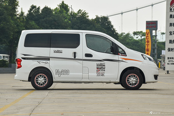 2016款NV200 1.6L自动豪华型