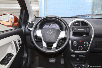 2016款吉利熊猫1.0L AMT酷趣版